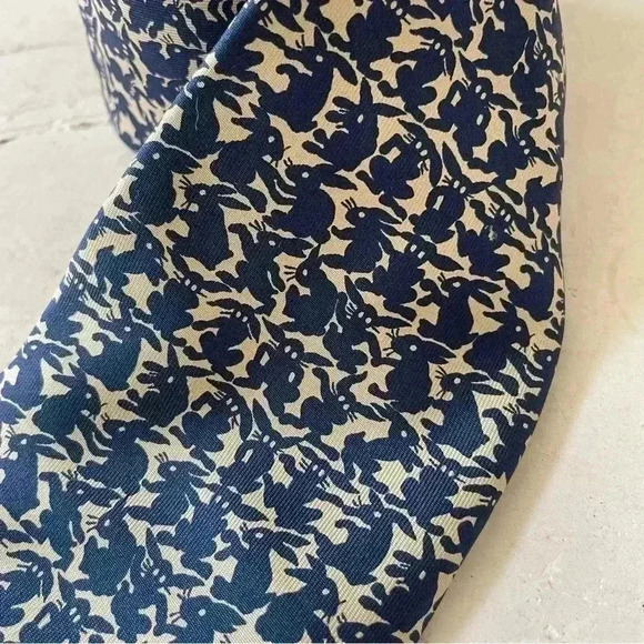 HERMES Men's Necktie Tie Silk High Brand All Over Easter Rabbit Pattern Blue - Picture 2 of 11